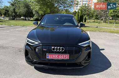 Позашляховик / Кросовер Audi e-tron 2021 в Рівному
