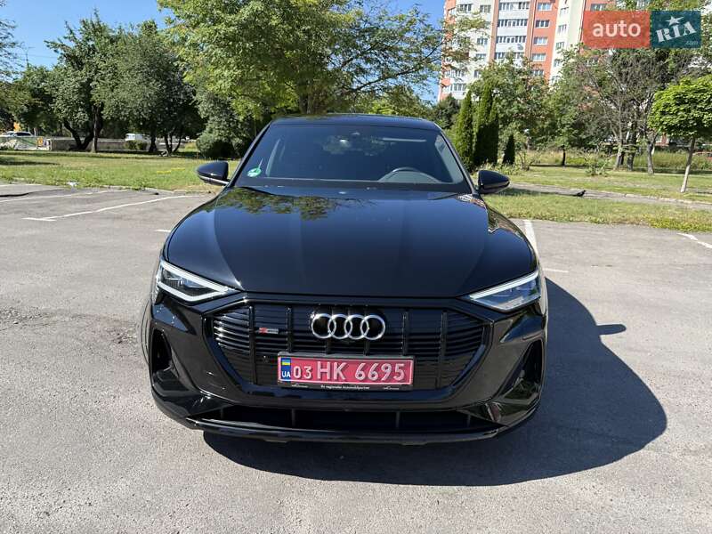 Внедорожник / Кроссовер Audi e-tron 2021 в Ровно