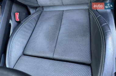Позашляховик / Кросовер Audi e-tron 2019 в 