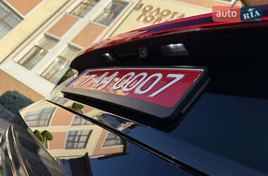 Позашляховик / Кросовер Audi e-tron 2020 в 