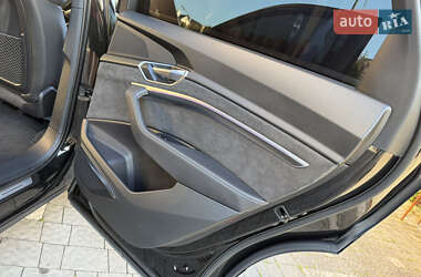 Позашляховик / Кросовер Audi e-tron 2020 в 