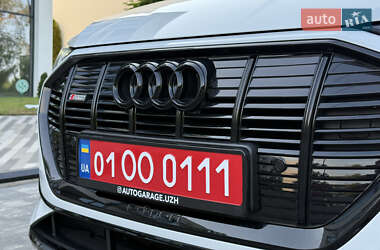 Внедорожник / Кроссовер Audi e-tron 2020 в 