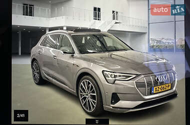 Позашляховик / Кросовер Audi e-tron 2020 в 