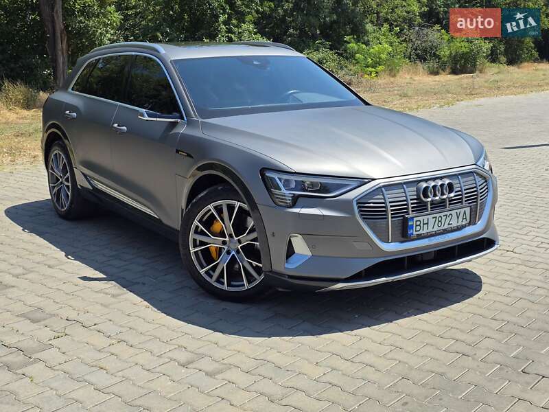 Позашляховик / Кросовер Audi e-tron 2019 в Одесі