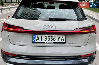Позашляховик / Кросовер Audi e-tron 2020 в 