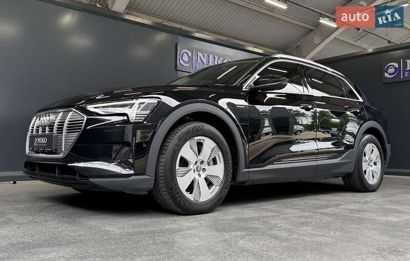 Внедорожник / Кроссовер Audi e-tron 2020 в Киеве