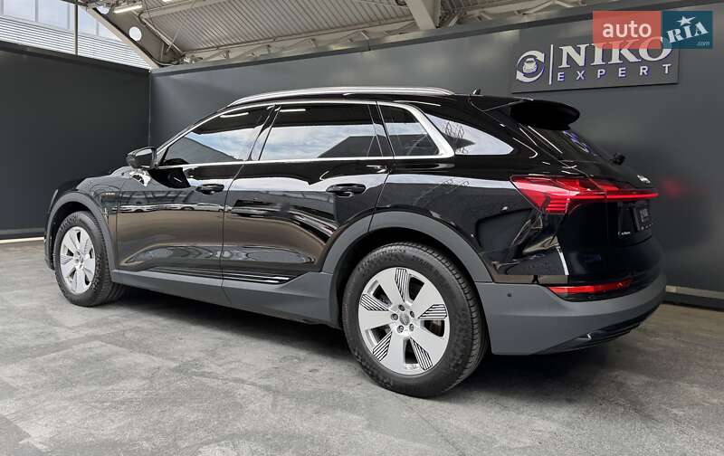Внедорожник / Кроссовер Audi e-tron 2020 в Киеве