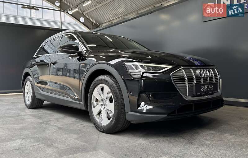 Внедорожник / Кроссовер Audi e-tron 2020 в Киеве
