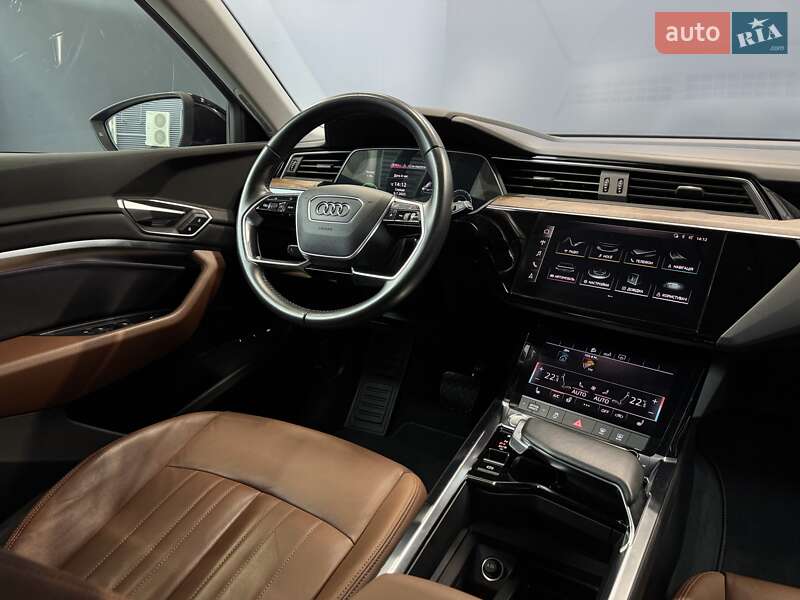 Внедорожник / Кроссовер Audi e-tron 2020 в Киеве