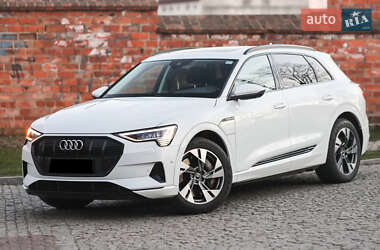 Внедорожник / Кроссовер Audi e-tron 2022 в Киеве