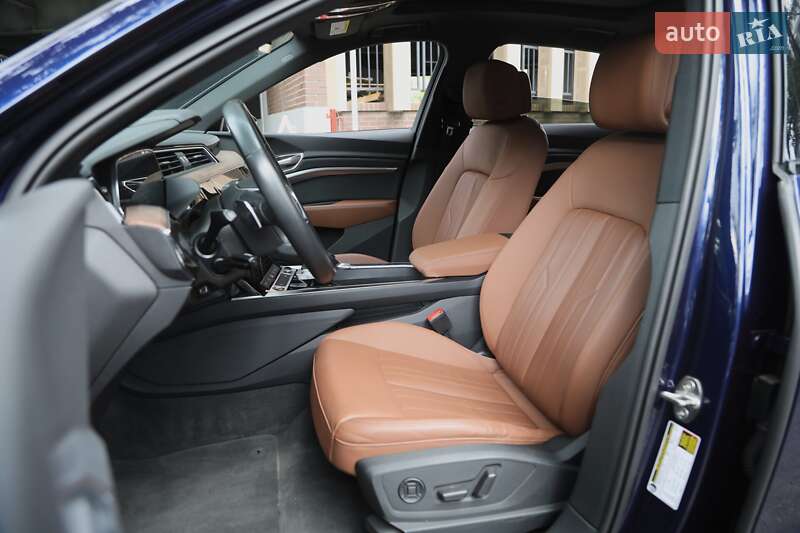 Внедорожник / Кроссовер Audi e-tron 2022 в Харькове фото 11 Внедорожник / Кроссовер Audi e-tron 2022 в Харькове