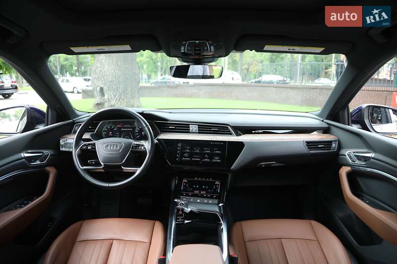 Внедорожник / Кроссовер Audi e-tron 2022 в Харькове фото 16 Внедорожник / Кроссовер Audi e-tron 2022 в Харькове