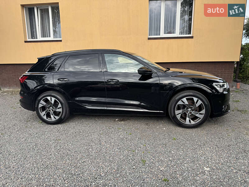 Внедорожник / Кроссовер Audi e-tron 2020 в Львове