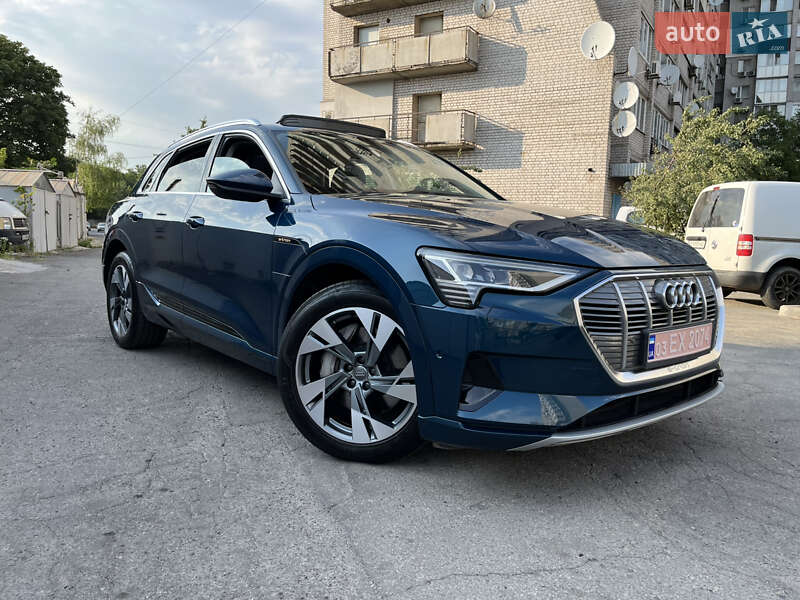 Внедорожник / Кроссовер Audi e-tron 2020 в Днепре
