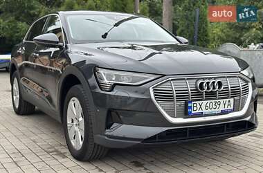 Внедорожник / Кроссовер Audi e-tron 2020 в 