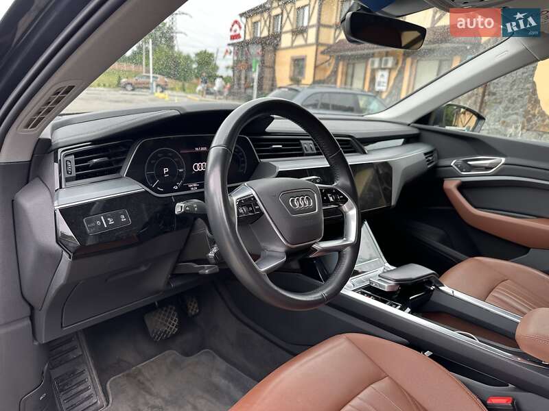 Позашляховик / Кросовер Audi e-tron 2020 в Хмельницькому