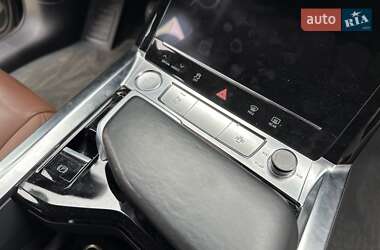Внедорожник / Кроссовер Audi e-tron 2020 в 