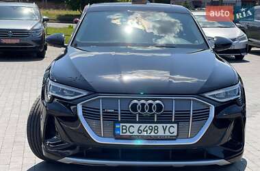 Позашляховик / Кросовер Audi e-tron 2021 в 