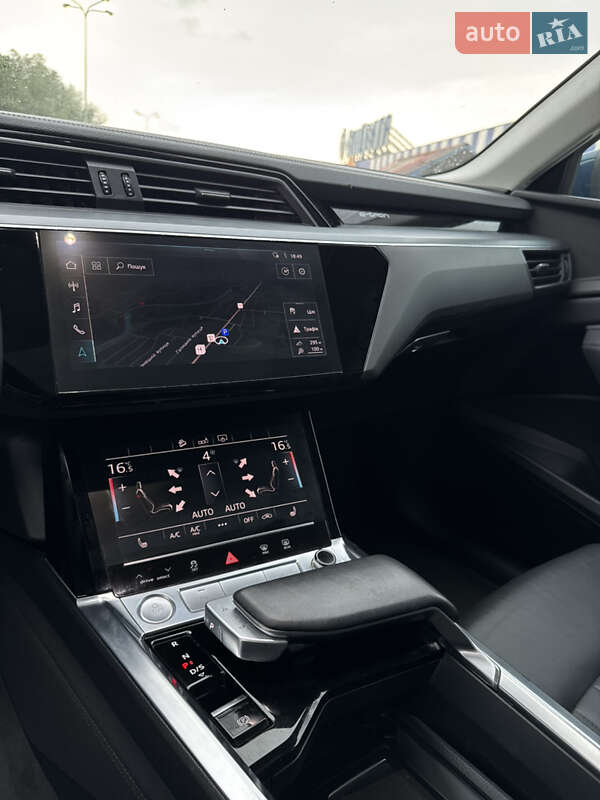 Внедорожник / Кроссовер Audi e-tron 2019 в Коломые