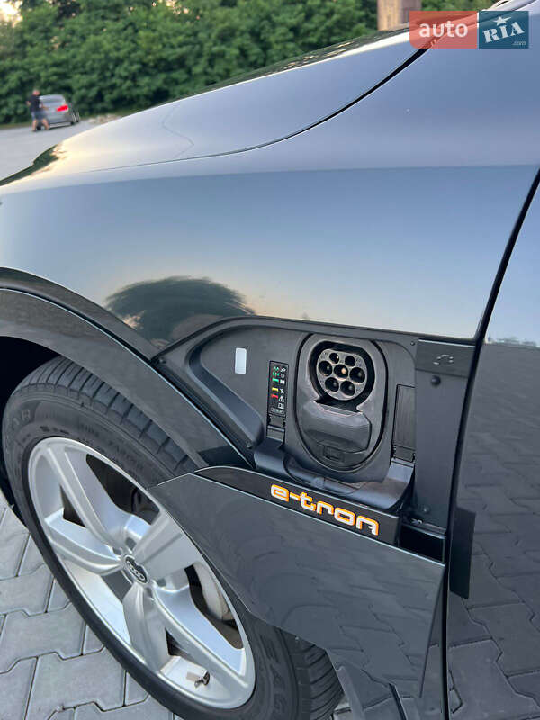 Внедорожник / Кроссовер Audi e-tron 2020 в Черновцах