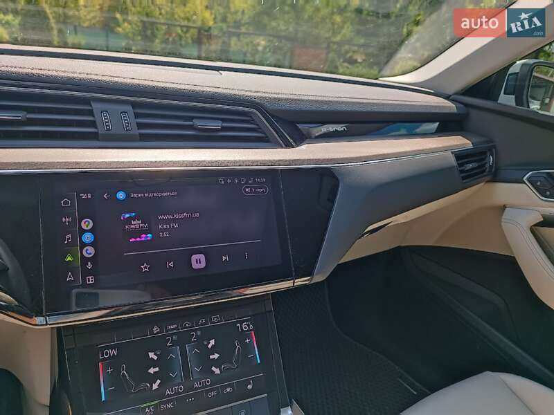 Внедорожник / Кроссовер Audi e-tron 2020 в Кривом Роге