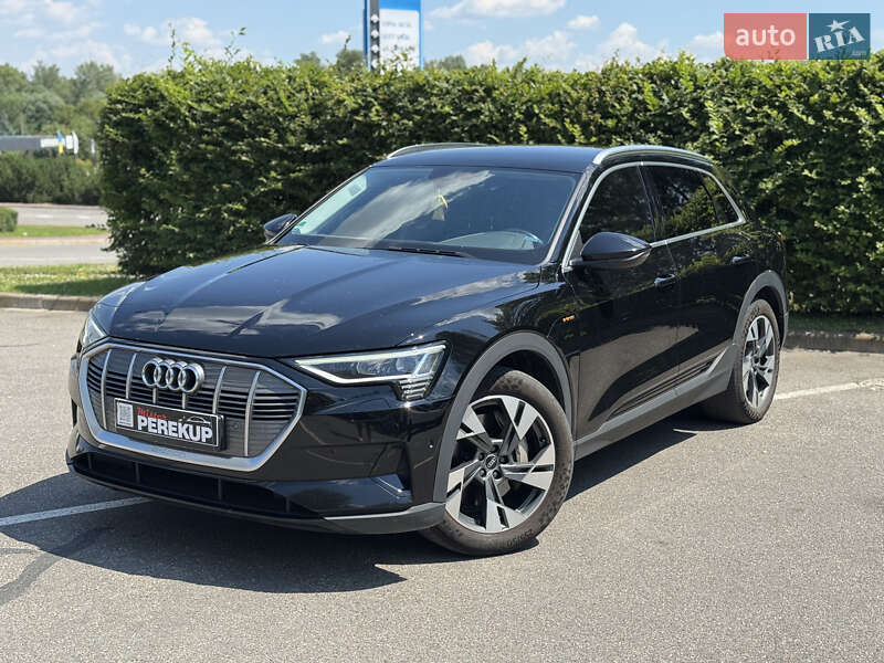 Внедорожник / Кроссовер Audi e-tron 2021 в Киеве