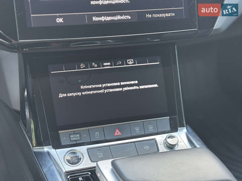 Внедорожник / Кроссовер Audi e-tron 2021 в Киеве
