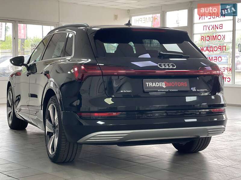 Внедорожник / Кроссовер Audi e-tron 2019 в Киеве