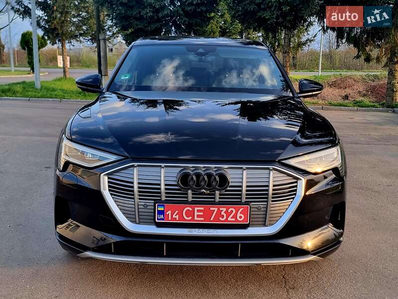 Внедорожник / Кроссовер Audi e-tron 2019 в Коломые