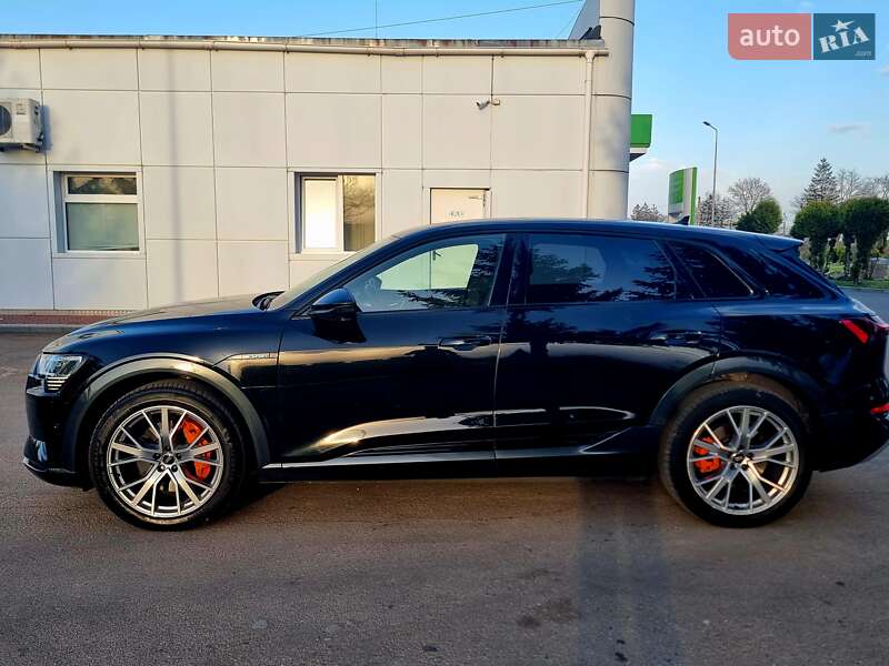 Внедорожник / Кроссовер Audi e-tron 2019 в Коломые