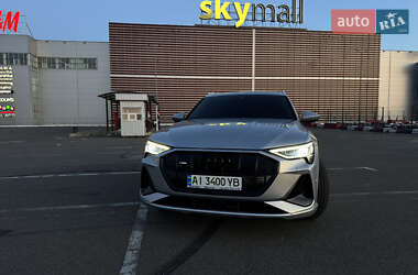 Внедорожник / Кроссовер Audi e-tron 2019 в 