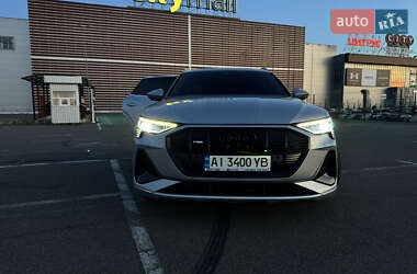 Внедорожник / Кроссовер Audi e-tron 2019 в 