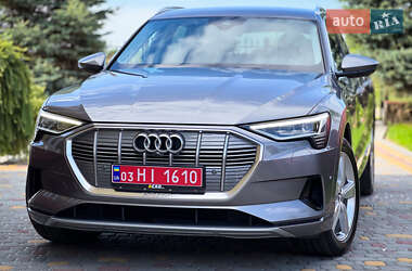 Позашляховик / Кросовер Audi e-tron 2020 в 