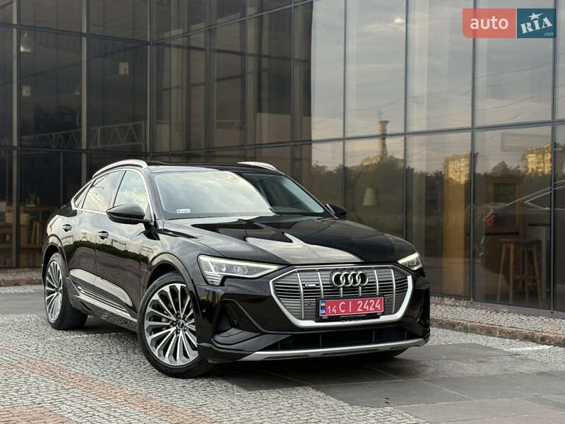 Позашляховик / Кросовер Audi e-tron 2022 в Мукачевому