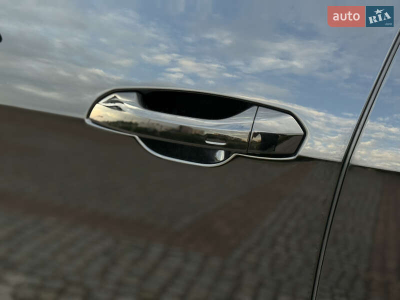 Позашляховик / Кросовер Audi e-tron 2022 в Мукачевому