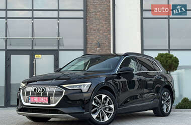 Внедорожник / Кроссовер Audi e-tron 2020 в 