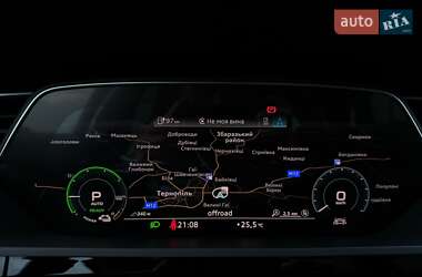 Внедорожник / Кроссовер Audi e-tron 2020 в 