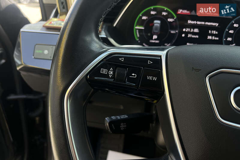 Позашляховик / Кросовер Audi e-tron 2020 в Мукачевому