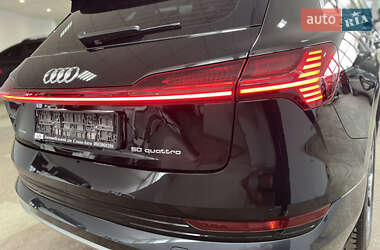 Внедорожник / Кроссовер Audi e-tron 2019 в 
