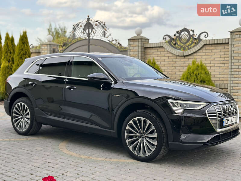 Внедорожник / Кроссовер Audi e-tron 2022 в Тернополе