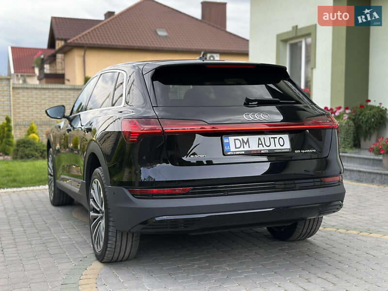Внедорожник / Кроссовер Audi e-tron 2022 в Тернополе