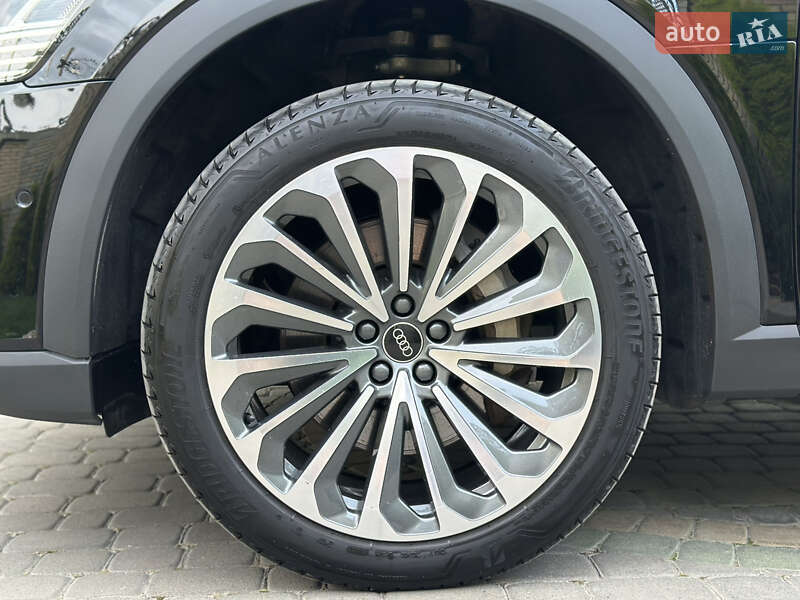 Внедорожник / Кроссовер Audi e-tron 2022 в Тернополе