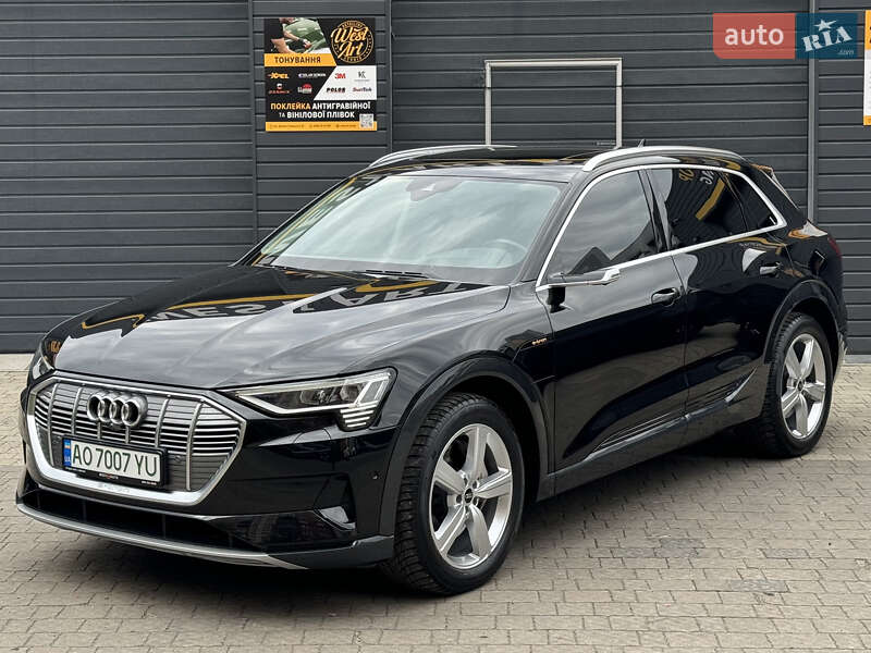 Audi e-tron 2019