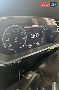 Внедорожник / Кроссовер Audi e-tron 2018 в 
