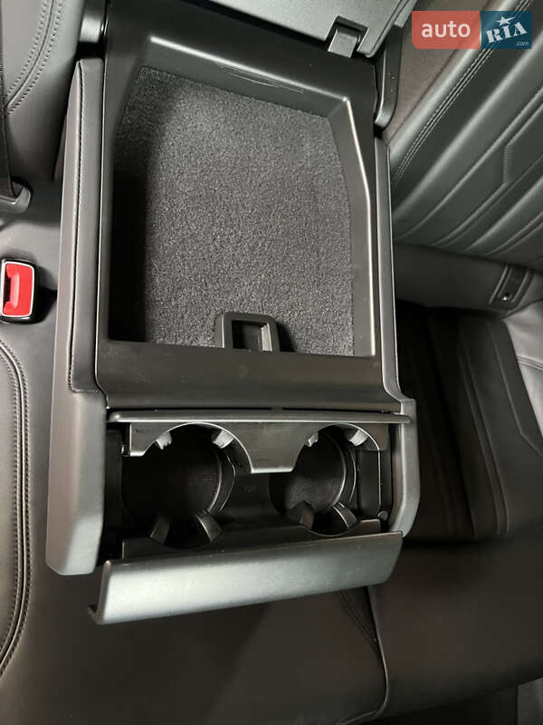 Внедорожник / Кроссовер Audi e-tron 2018 в Киеве фото 46 Внедорожник / Кроссовер Audi e-tron 2018 в Киеве