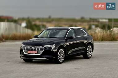 Внедорожник / Кроссовер Audi e-tron 2019 в 
