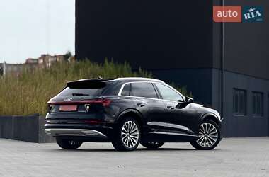 Внедорожник / Кроссовер Audi e-tron 2019 в 
