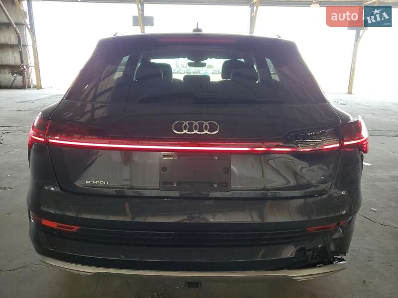 Позашляховик / Кросовер Audi e-tron 2019 в Львові