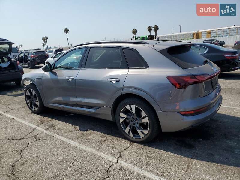 Позашляховик / Кросовер Audi e-tron 2021 в Львові