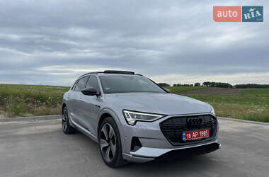 Внедорожник / Кроссовер Audi e-tron 2022 в Ровно